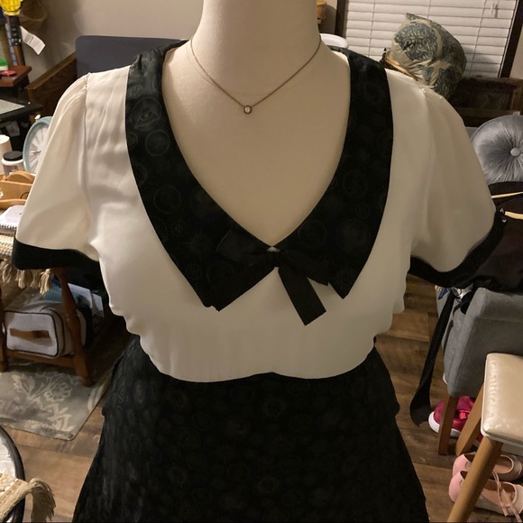 NWOT FANTASTIC BEASTS LIMITED EDITION DRESS SIZE18 - Picture 12 of 14